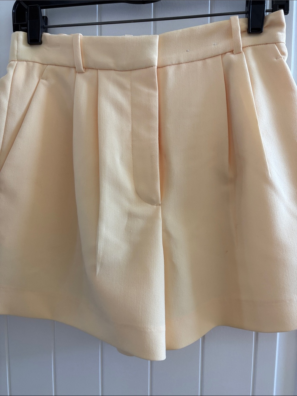 Abercrombie&Fitch short size 4